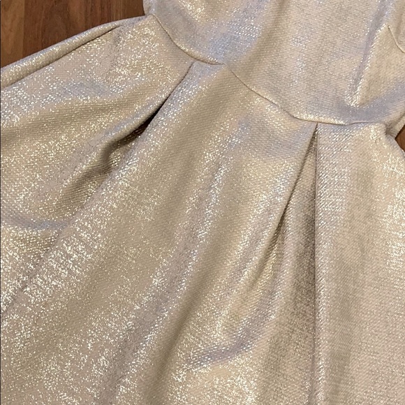 Dress - Picture 5 of 6